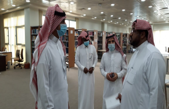 زيارة سعادة عميد شؤون المكتبات الى مكتبات الحرم الجامعي
